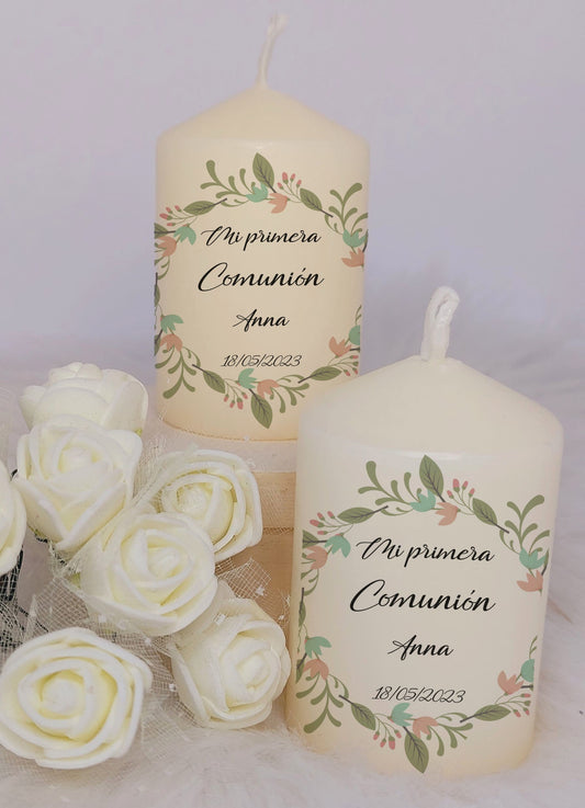 Vela clásica de Primera Comunión. la vela se personaliza con los datos de la niña.

Vela cristiana para utilizar en la Primera Comunión, un regalo ideal que pueden hacer los padres, los padrinos o cualquiera de los invitados.